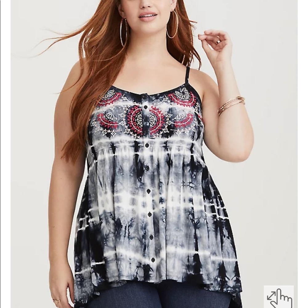 Torrid size 2 TIE-DYE EMBROIDERED KNIT BABYDOLL